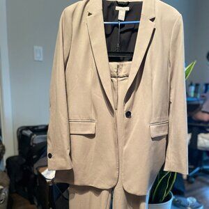 H&M Beige Suit Set - Size S Blazer + Size 2 Trousers
